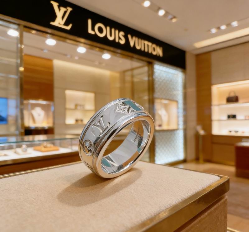 LV Ring 05yxs32 (6)