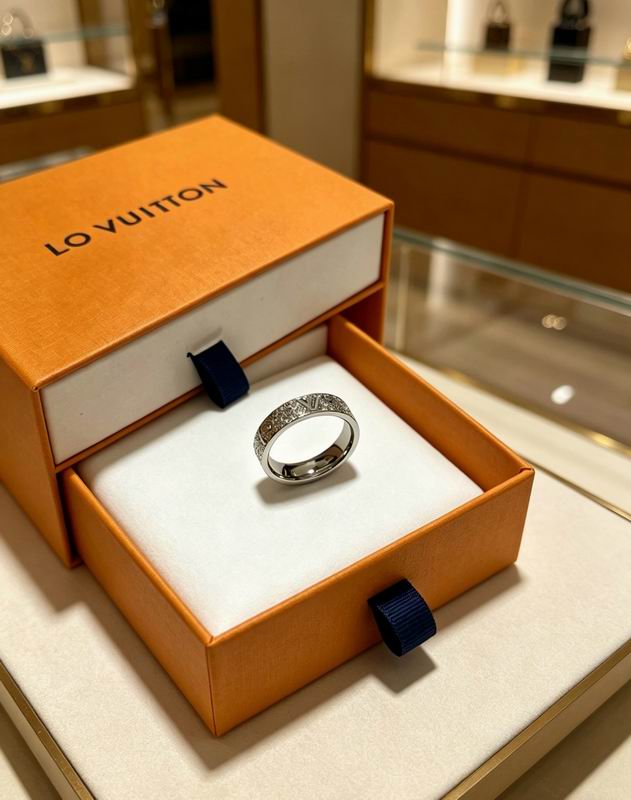 LV Ring 05yxs33 (18)