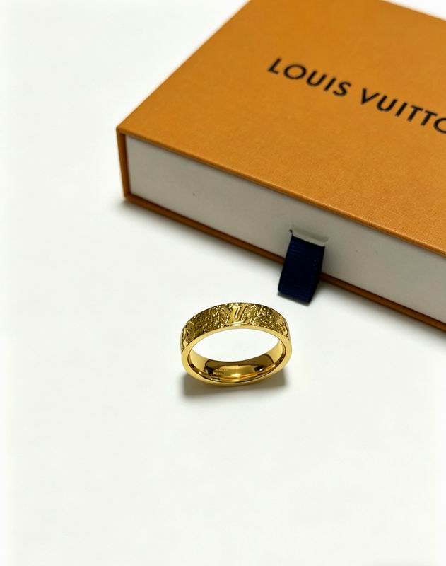LV Ring 05yxs33 (4)