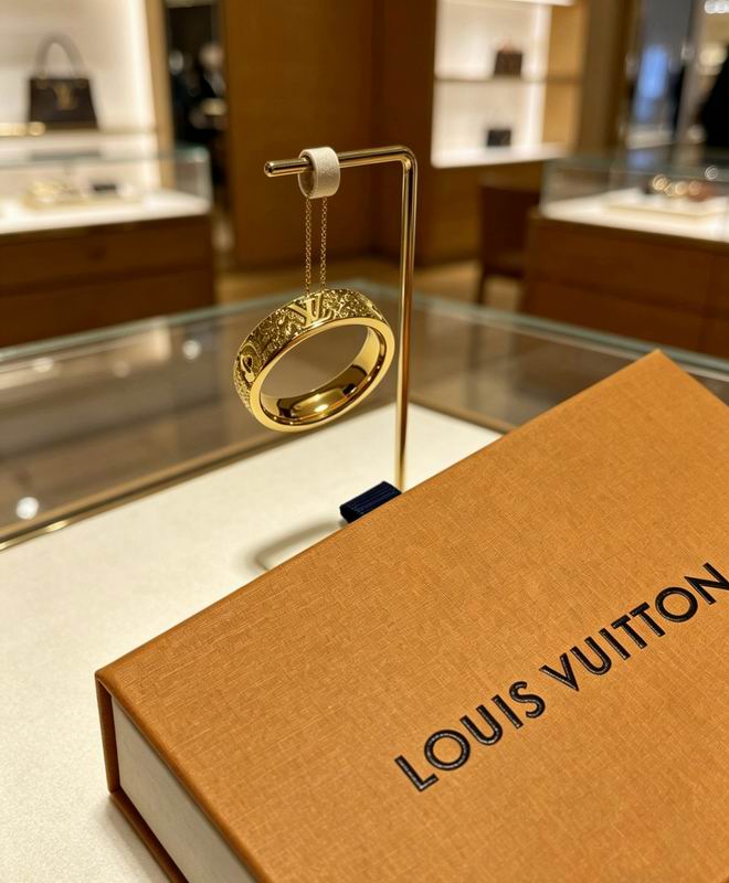LV Ring 05yxs33 (6)