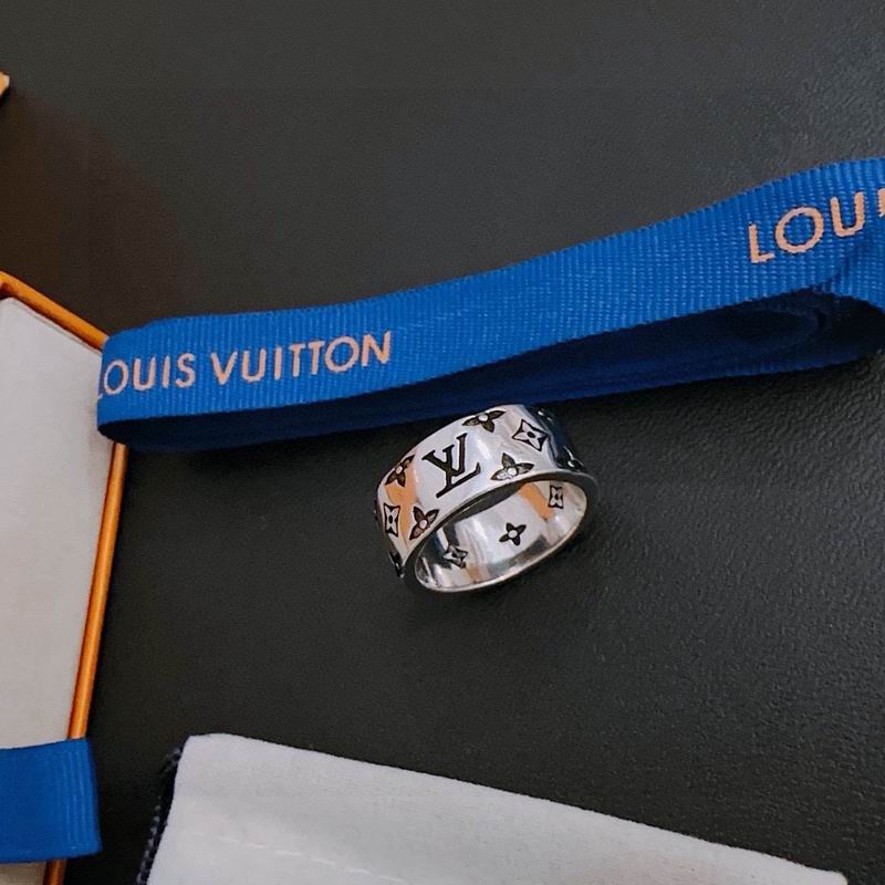 LV Ring 05yxs36 (1)