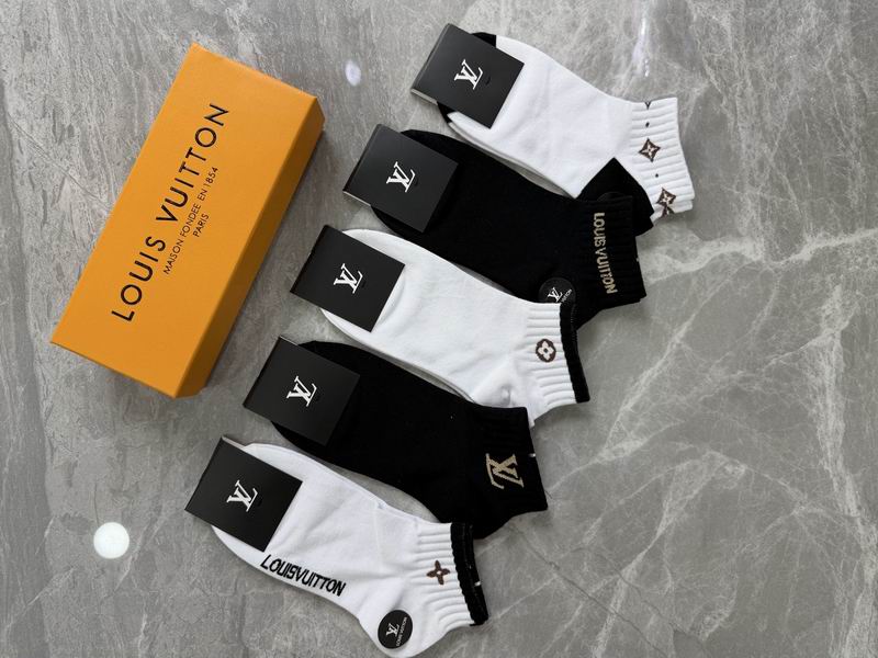 LV Socks QY (133)