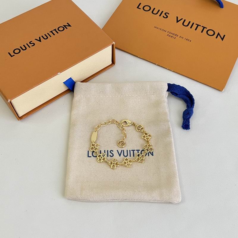 LV Suits 04yxs43 (1)