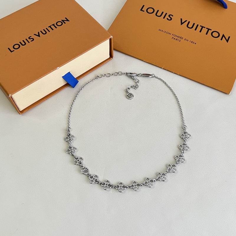 LV Suits 04yxs43 (14)