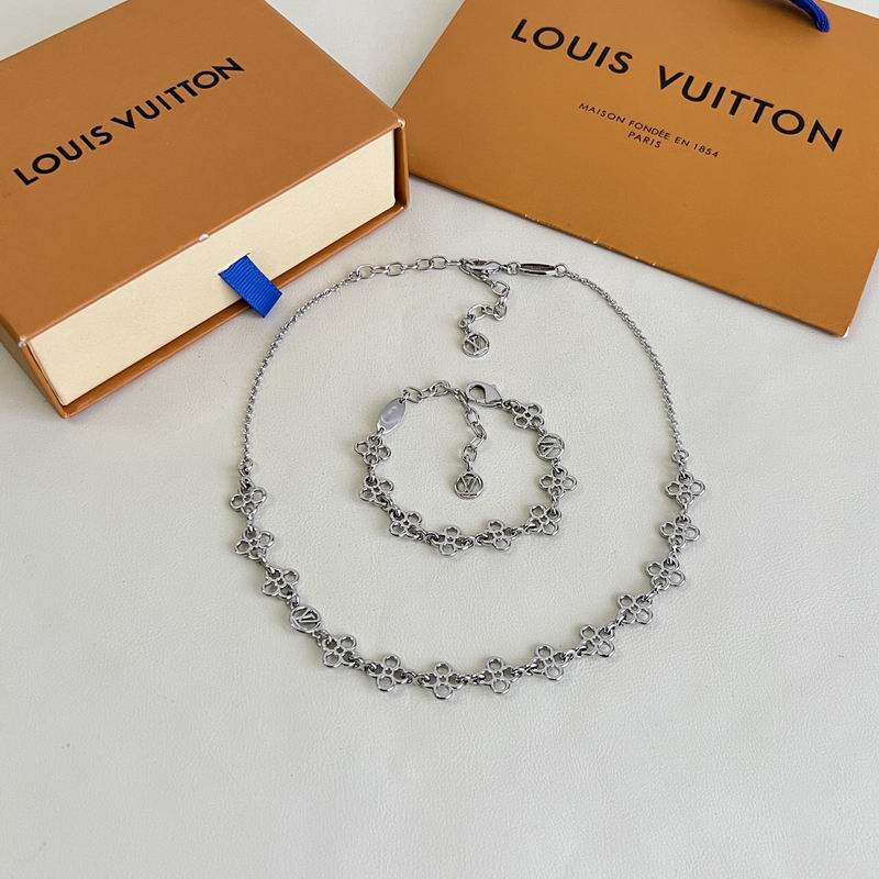 LV Suits 04yxs43 (15)