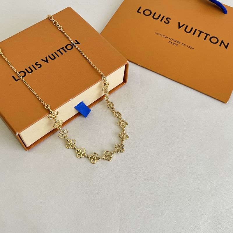 LV Suits 04yxs43 (19)