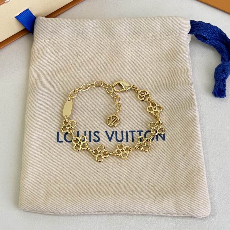 LV Suits 04yxs43 (4)