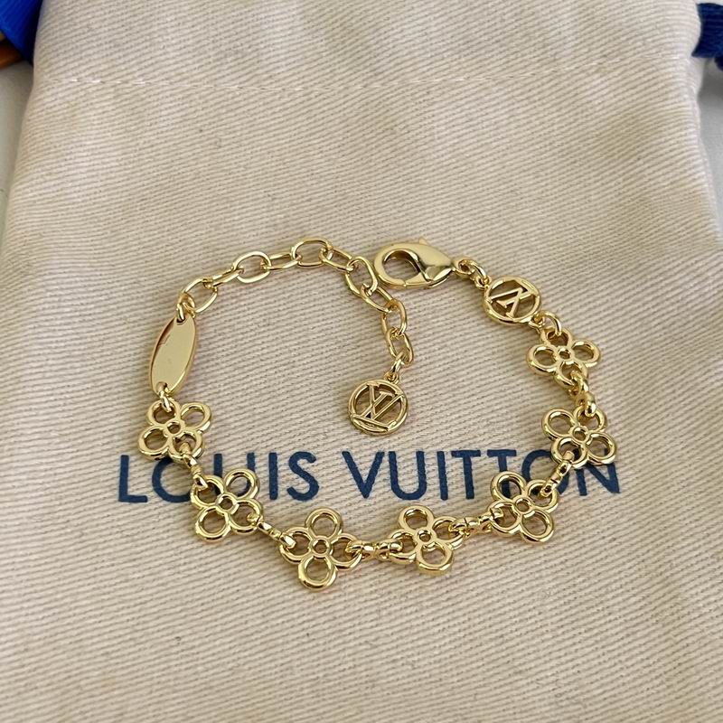 LV Suits 04yxs43 (5)