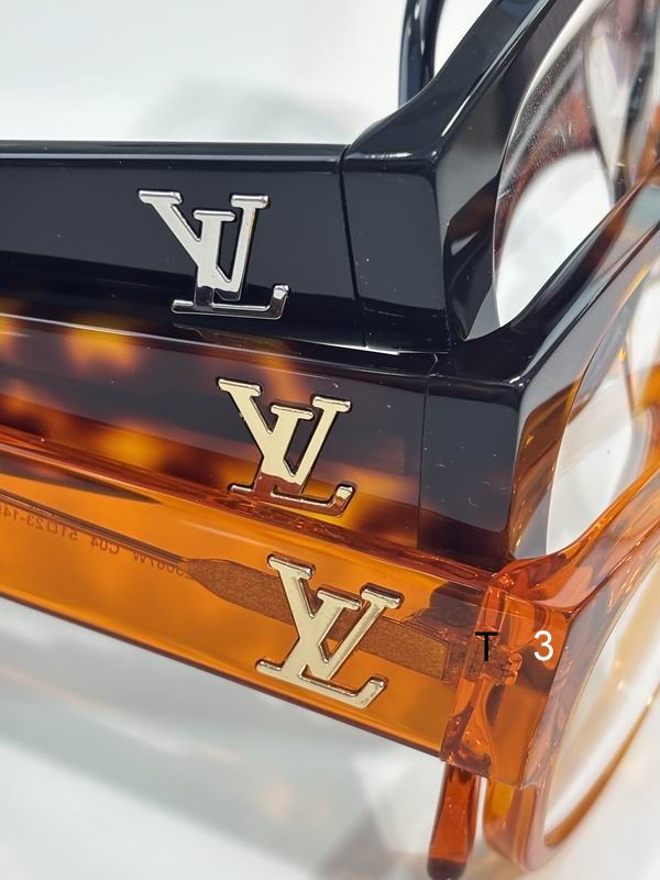 LV Z3067W 51 23-145 C07