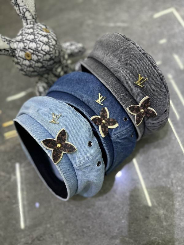 LV beret dx (1)