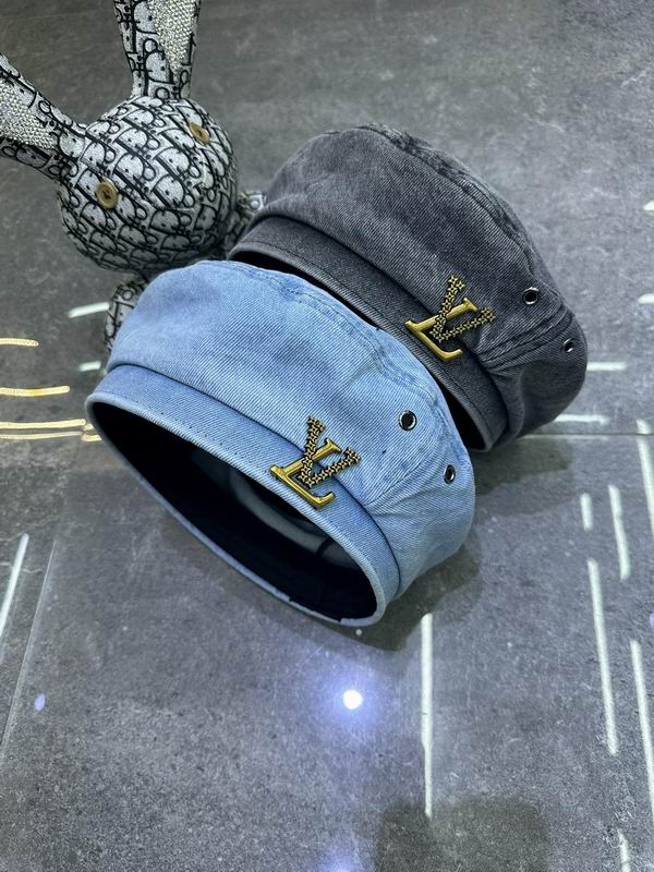 LV beret dx (13)