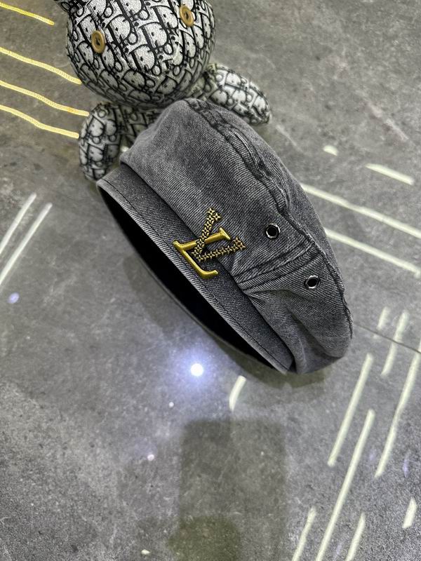 LV beret dx (14)