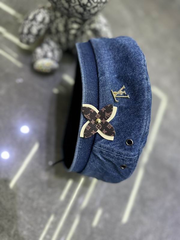 LV beret dx (6)