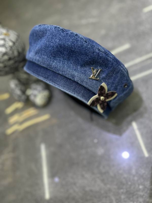 LV beret dx (7)