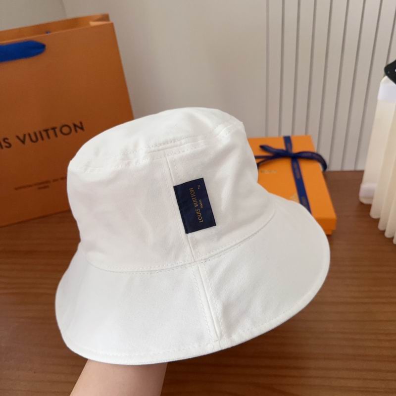 LV hat dx (216)