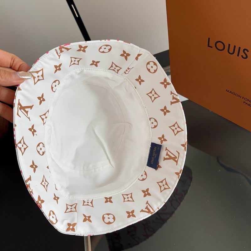 LV hat dx (233)