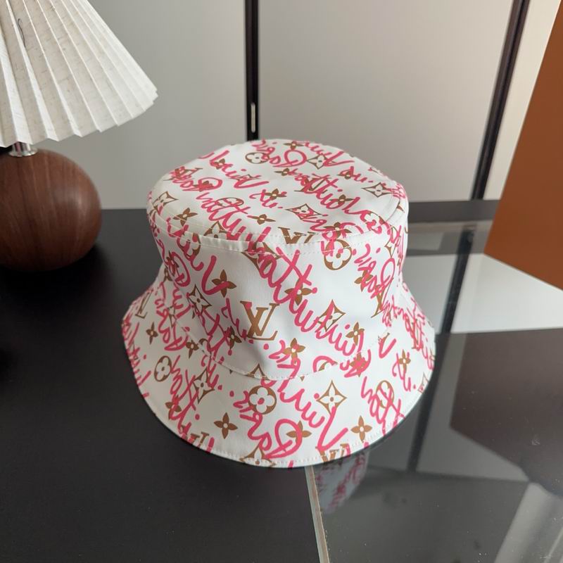 LV hat dx (240)