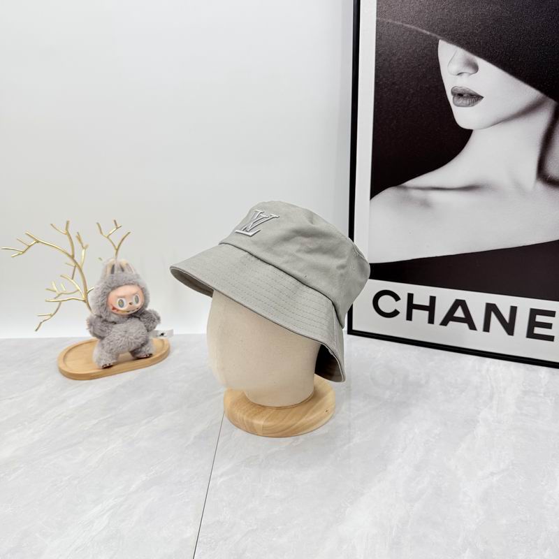 LV hat dx (34)