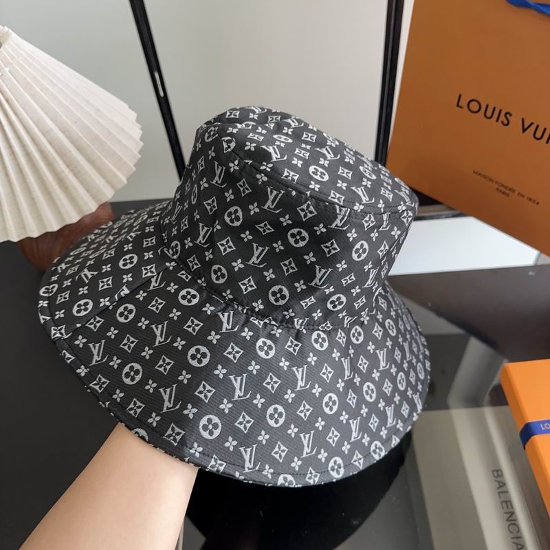 LV hat dx (441)