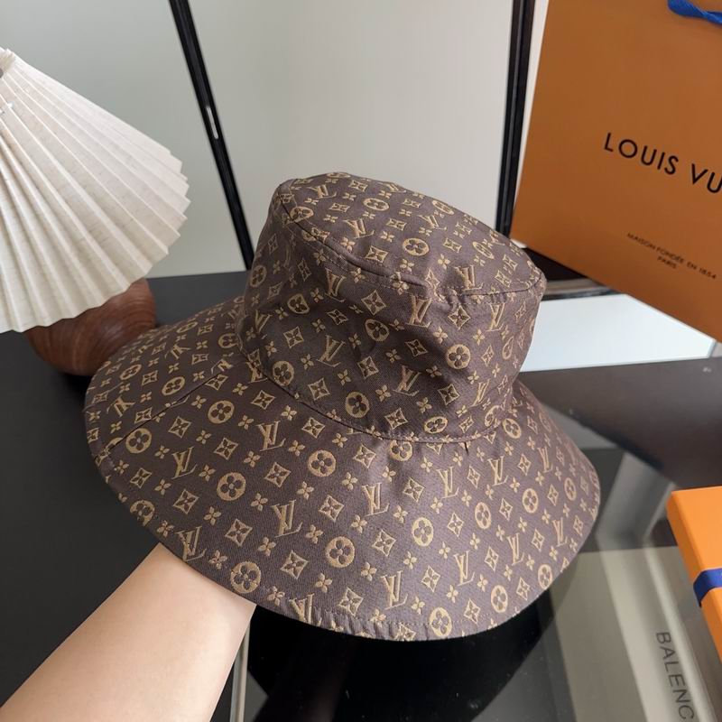 LV hat dx (447)