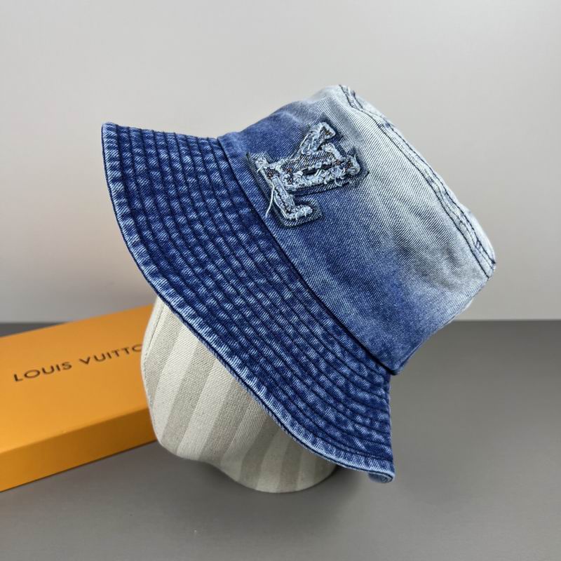 LV hat dx (659)