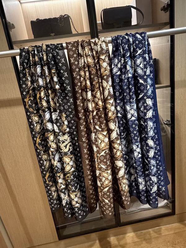 LV scarf 90-180cm E26 (4)