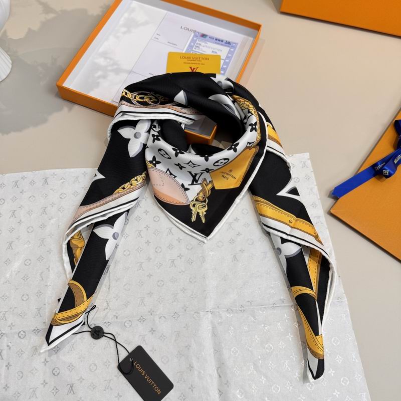 LV silk scarf 90X90cm E06 (12)