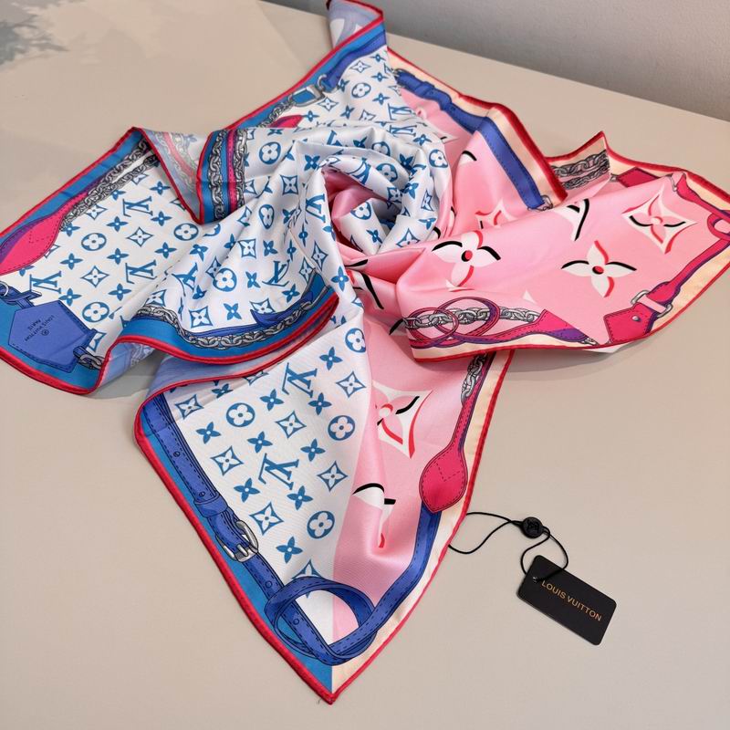 LV silk scarf 90X90cm E06 (20)