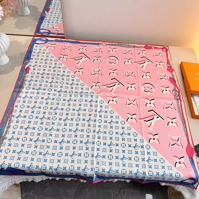LV silk scarf 90X90cm E06 (27)