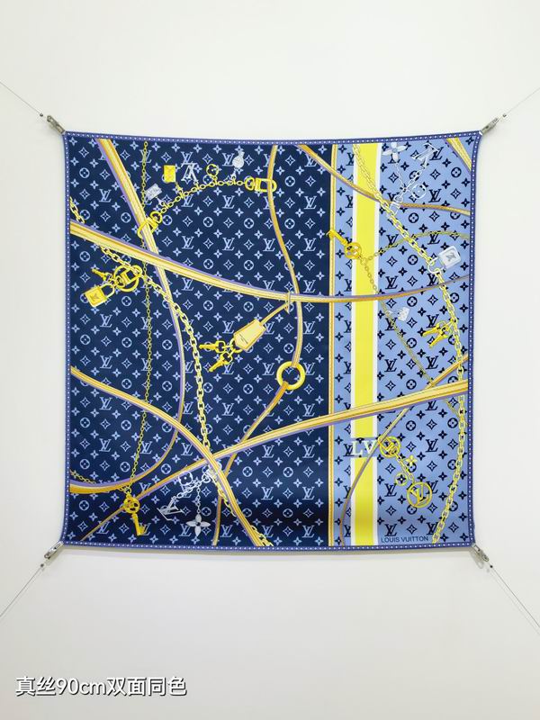 LV silk scarf 90X90cm E31 (16)