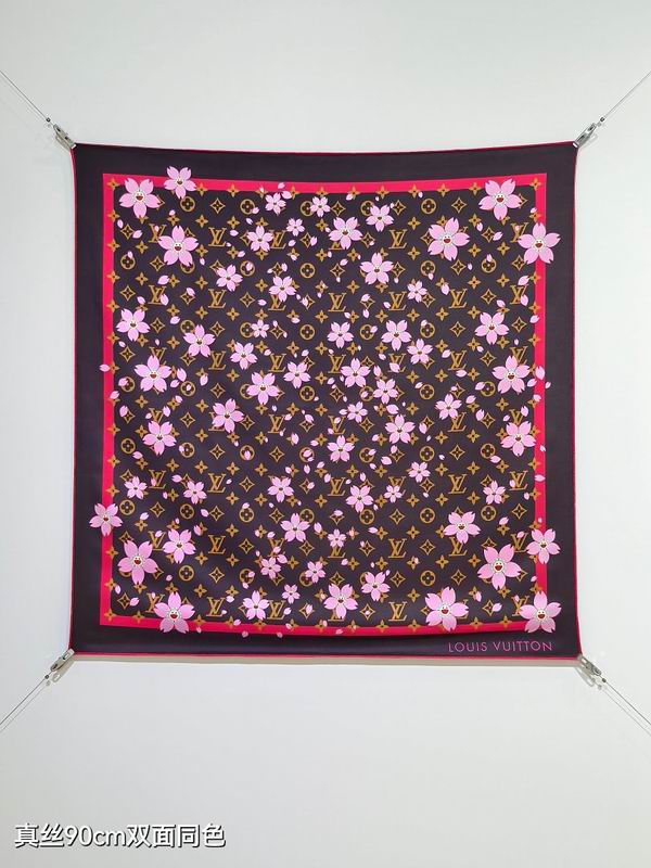 LV silk scarf hm (14)
