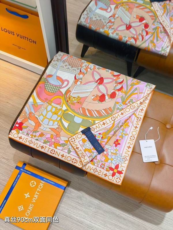 LV silk scarf hm (158)