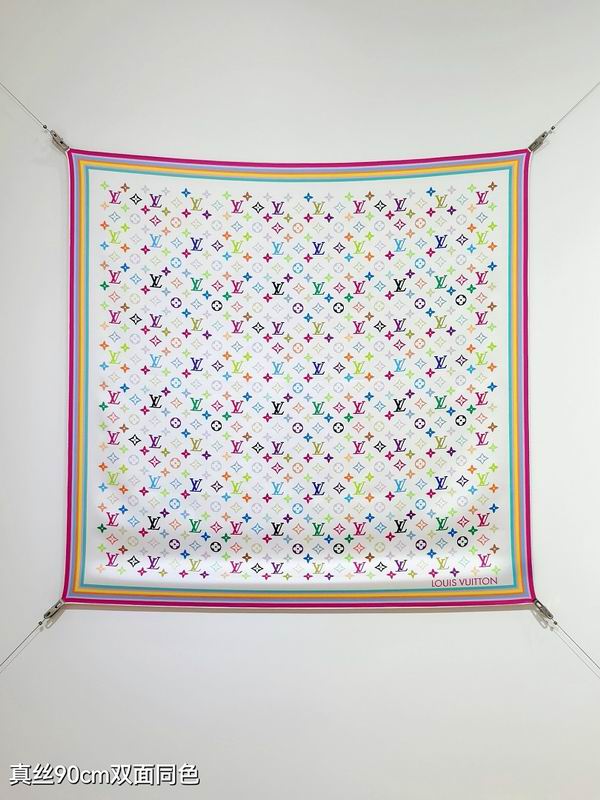 LV silk scarf hm (170)