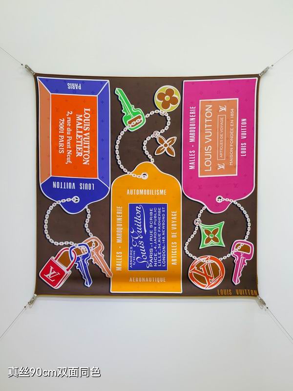 LV silk scarf hm (18)