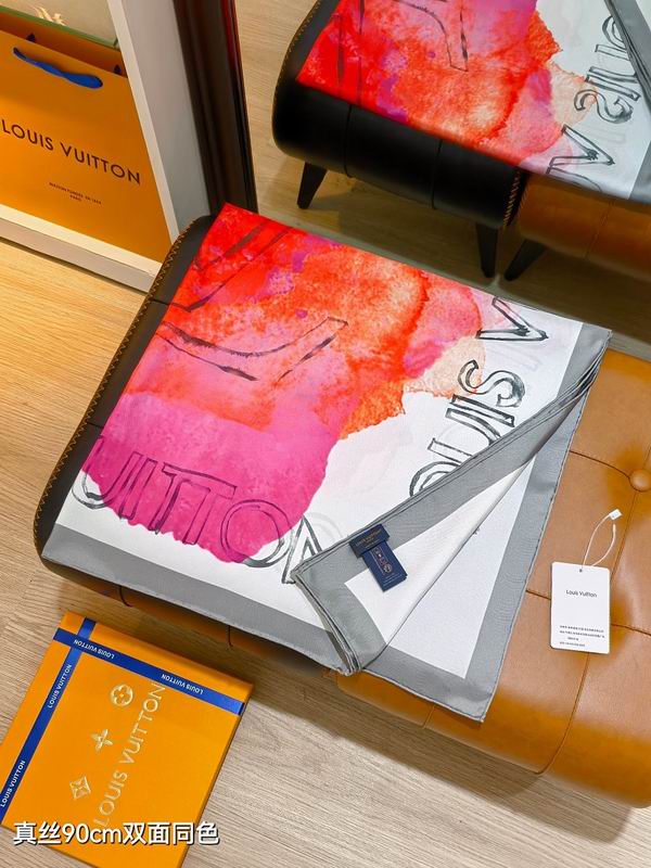 LV silk scarf hm (181)