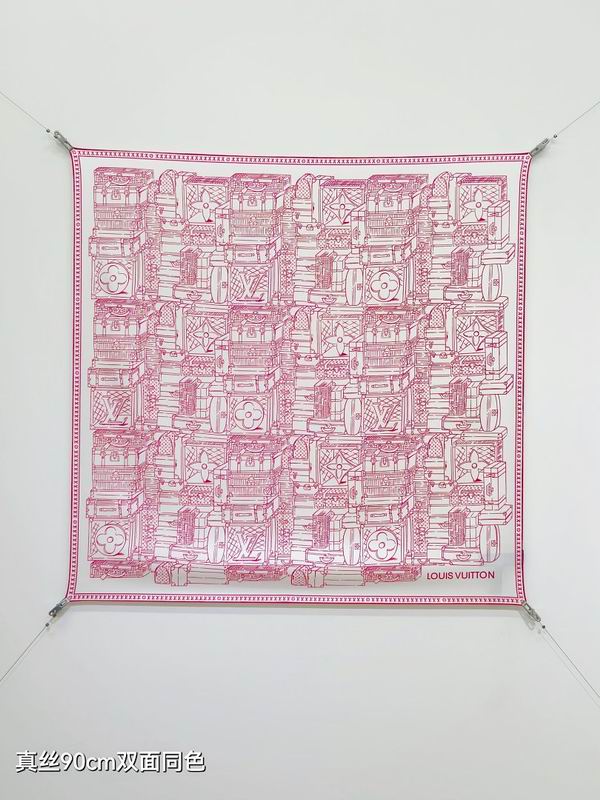 LV silk scarf hm (194)
