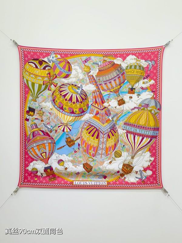 LV silk scarf hm (29)