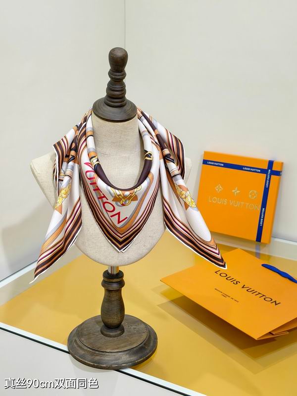 LV silk scarf hm (3)