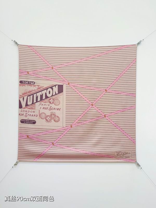 LV silk scarf hm (36)