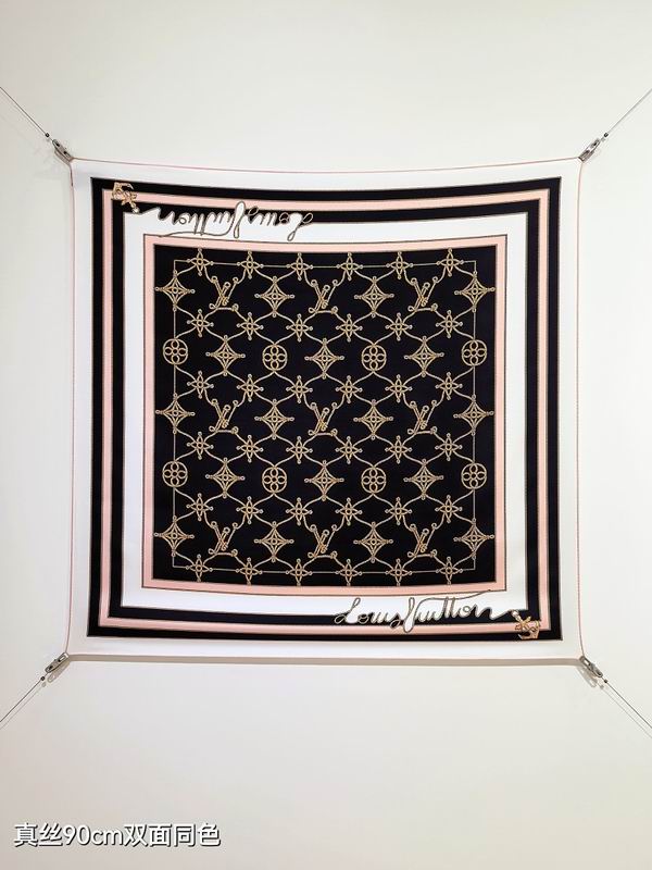 LV silk scarf hm (80)
