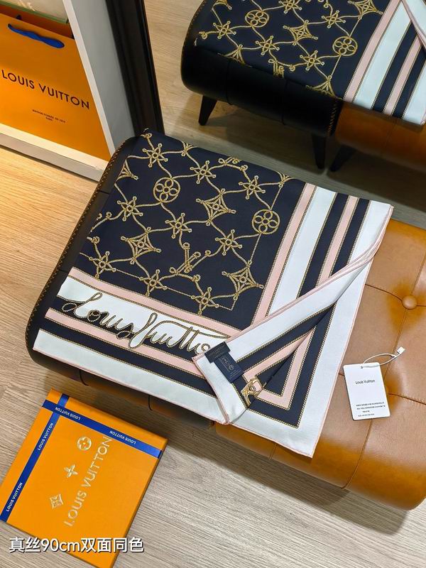 LV silk scarf hm (81)