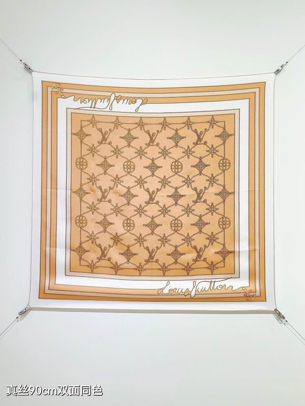 LV silk scarf hm (83)
