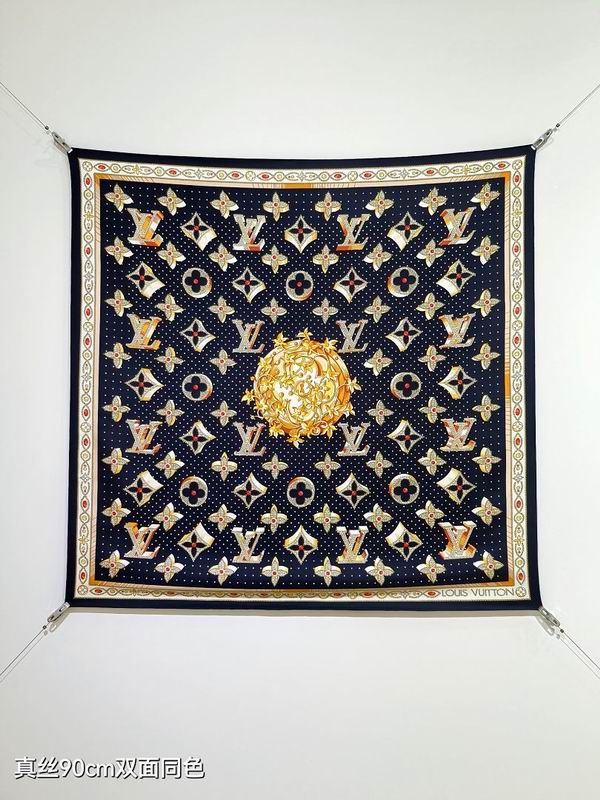 LV silk scarf hm (90)