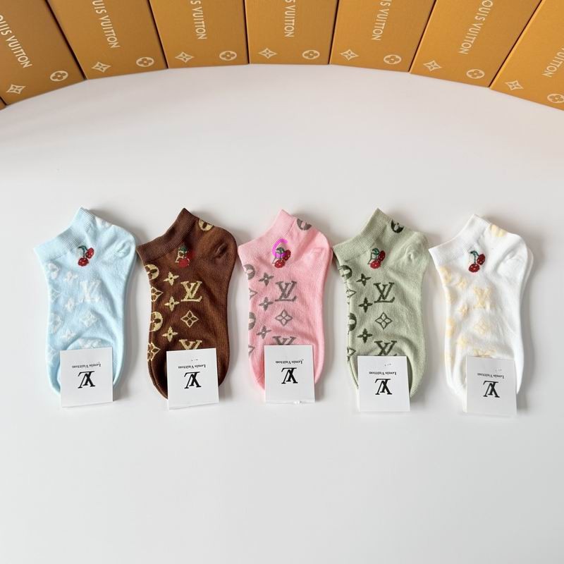 LV socks (6)