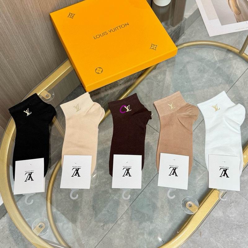 LV socks (8)