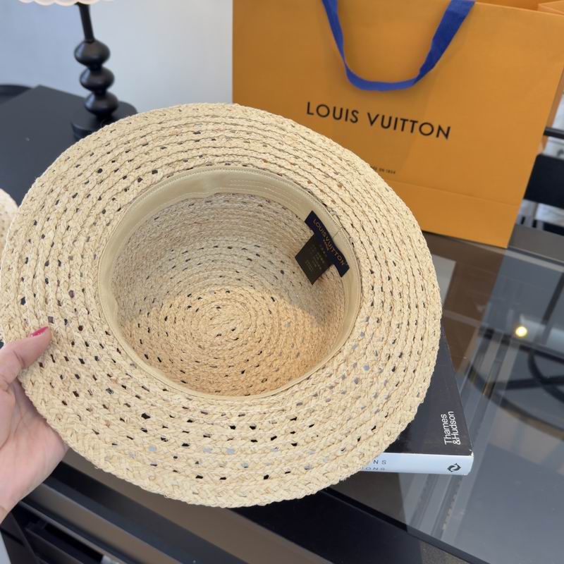 LV top hat (132)