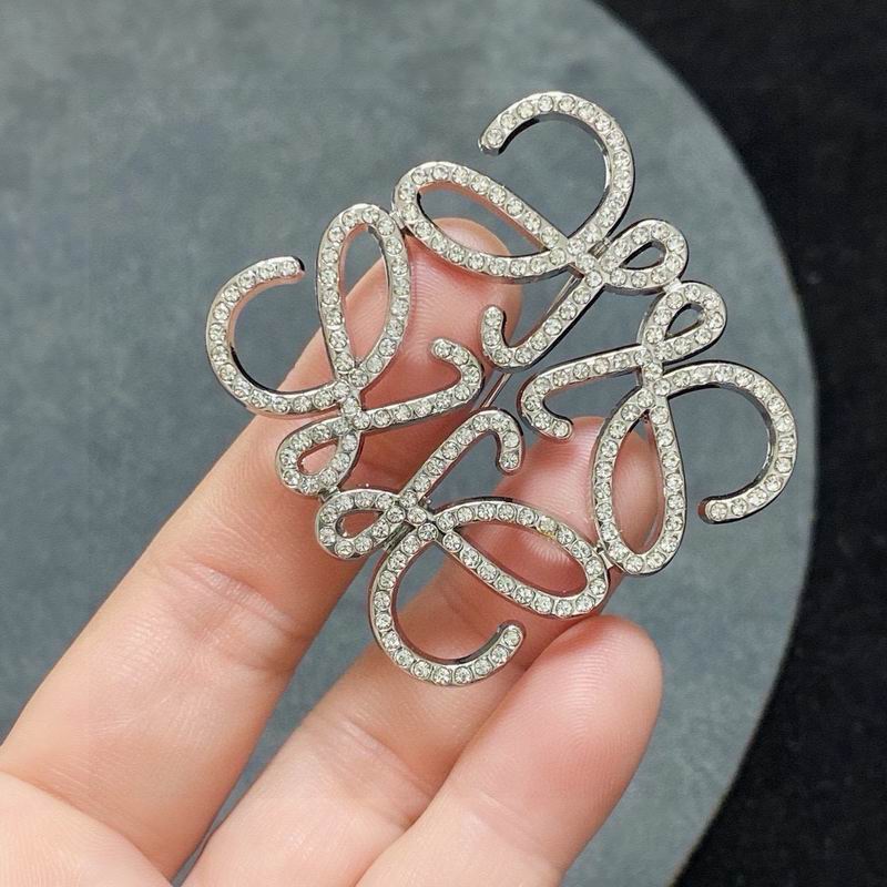 Loewe Brooch 05yxs02 (6)