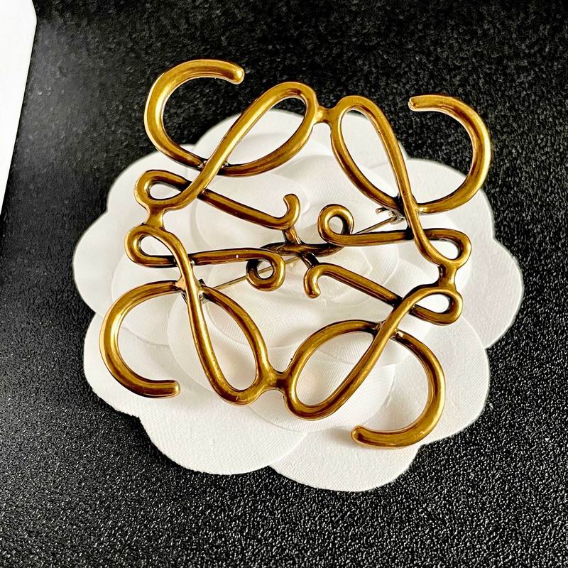 Loewe Brooch 05yxs03 (4)