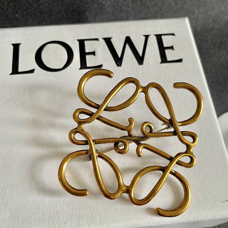 Loewe Brooch 05yxs03 (5)