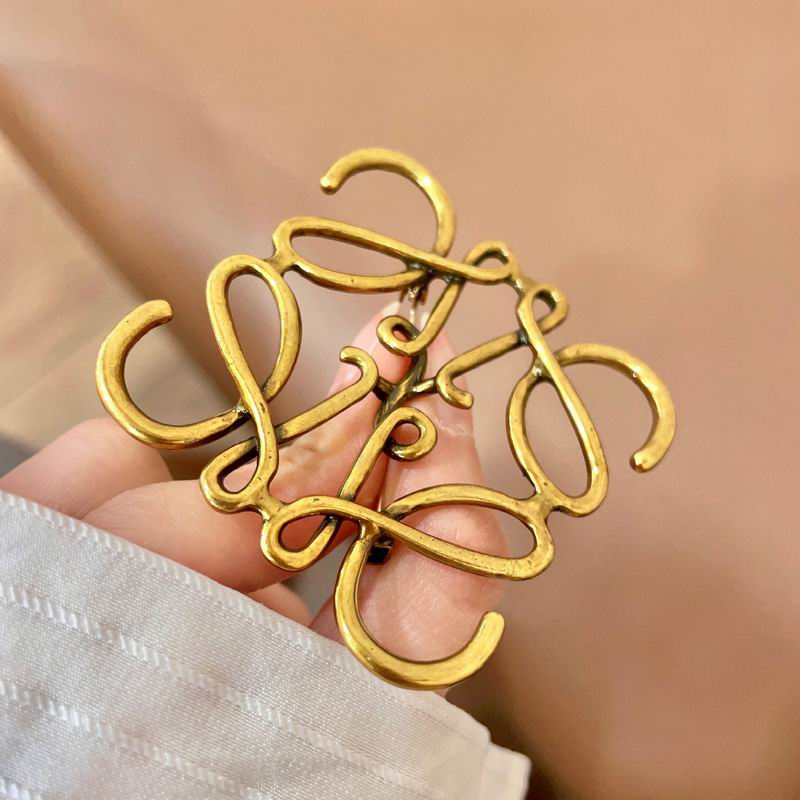 Loewe Brooch 05yxs03 (6)